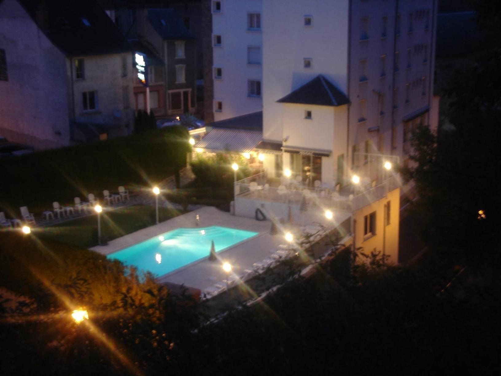 Hotel Beausejour Chaudes-Aigues Exterior photo